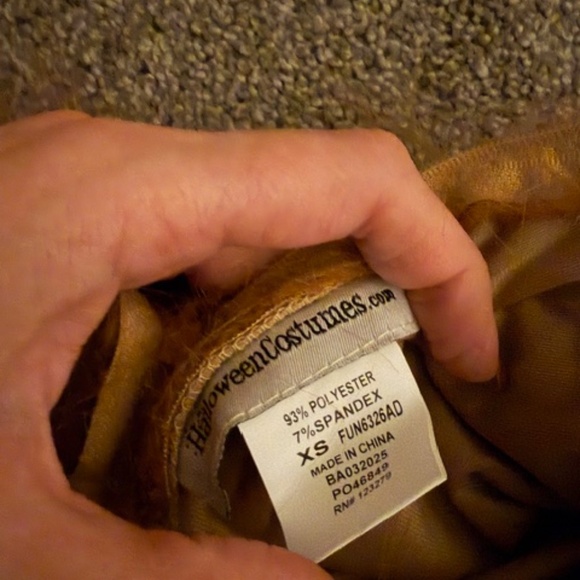 Women's Lion Costume - XS - Picture 2 of 3